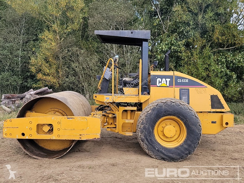 Compactador Caterpillar CS553E