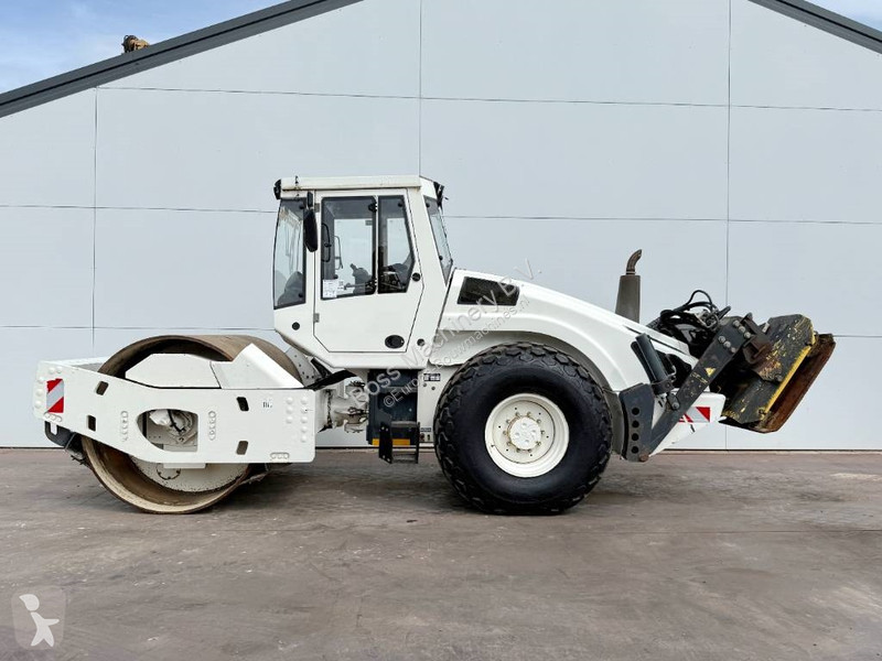 Compactador Bomag BW213DH-4 - Extra Vibrating...