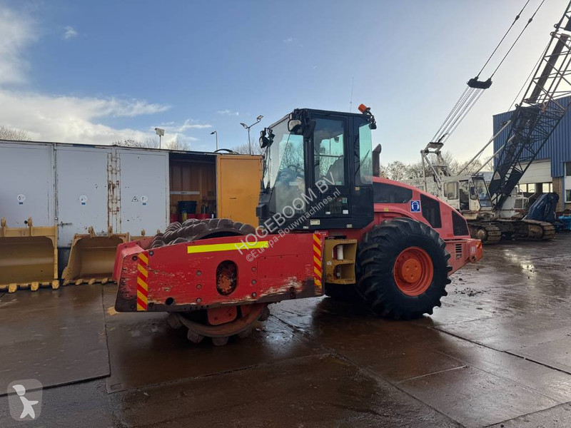 Zhutňovač Caterpillar CP 74