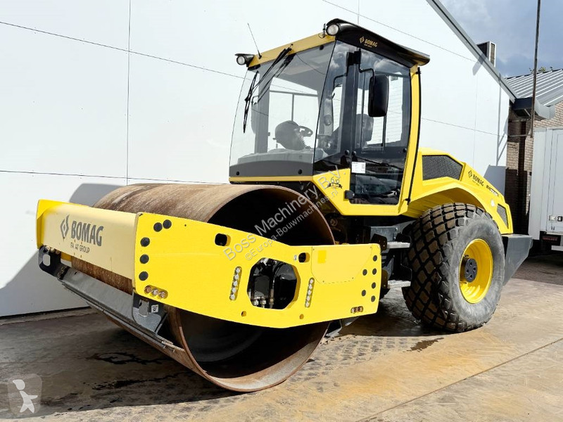 Zhutňovač Bomag BW211DH-5 - German Machine /...