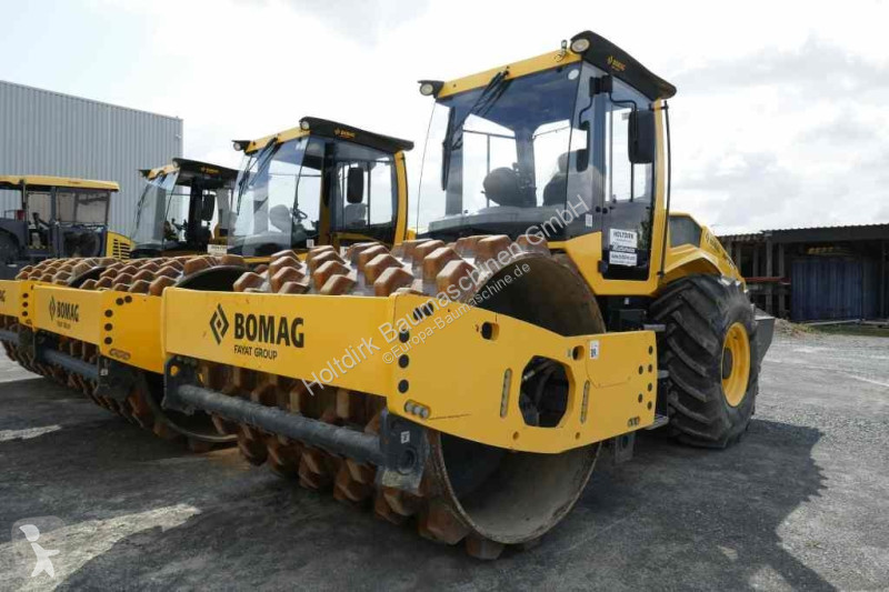 Zhutňovač Bomag BW 213 PDH-5