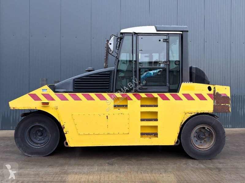 مدحلة Bomag