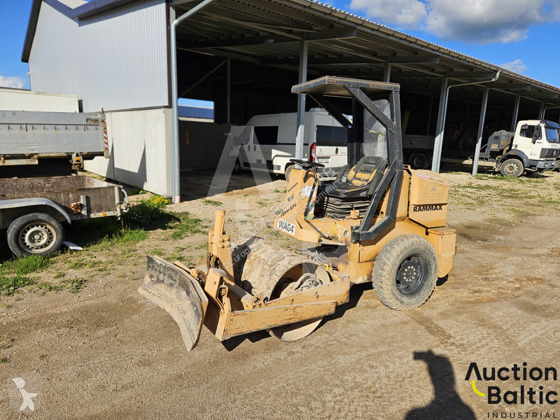 مدحلة Rammax RW1800