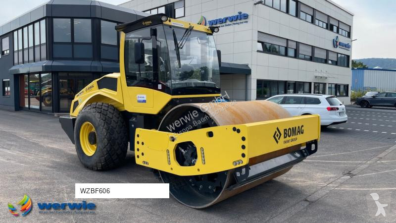 Zhutňovač Bomag BW 213 DH-5