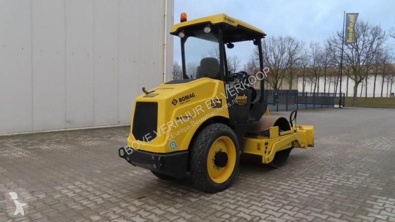 Compactador Bomag BW124 DH-5