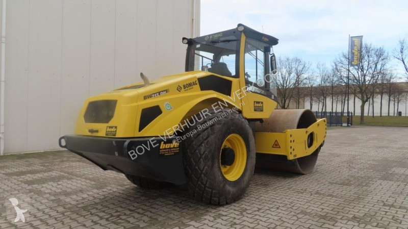 Compactador Bomag BW213 DH-5