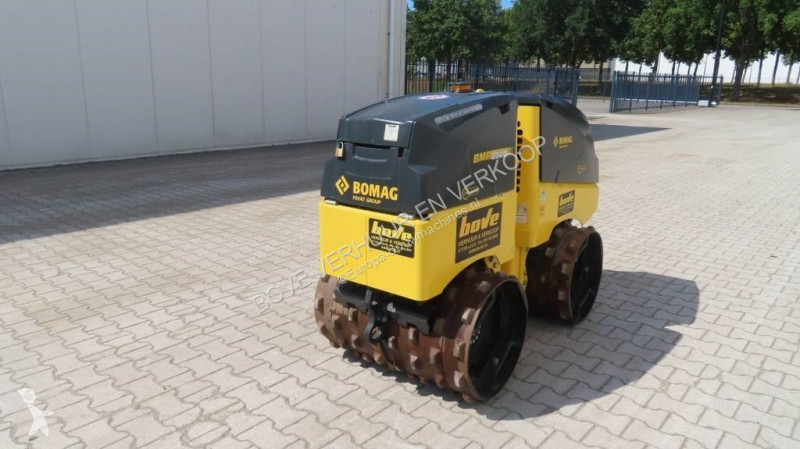 Compactador Bomag