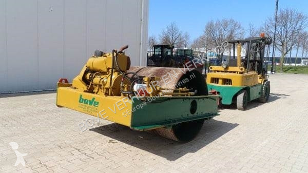 Compactador Vibromax