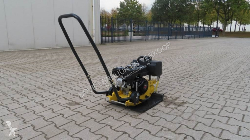 Compactador Bomag 18/45