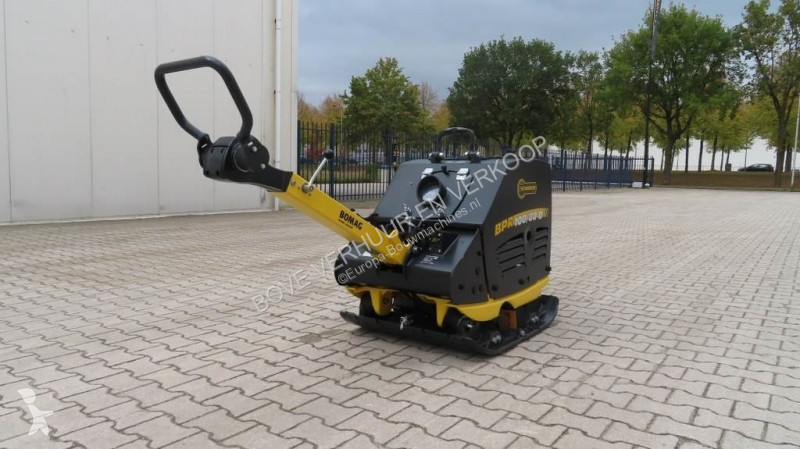 Compactador Bomag 100/80D