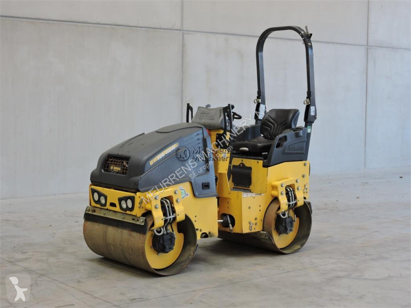 مدحلة Bomag