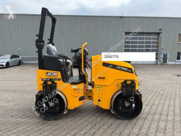 Walec dwuwałowy JCB