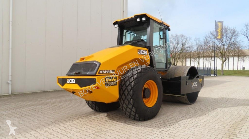 Compactador JCB VM118D