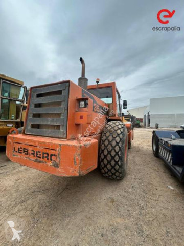 Compacteur à pieds de mouton Lebrero