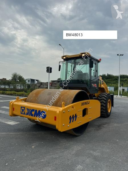 Zhutňovač XCMG XS163J
