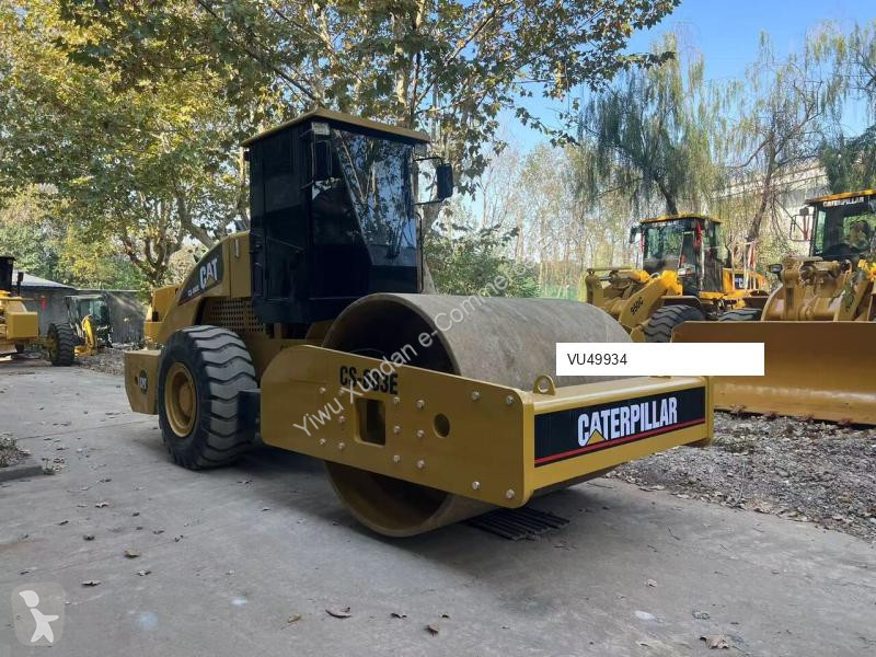 مدحلة Caterpillar