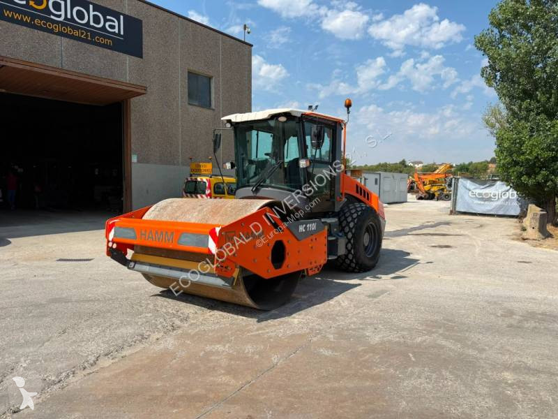 Zhutňovač Hamm HC110i