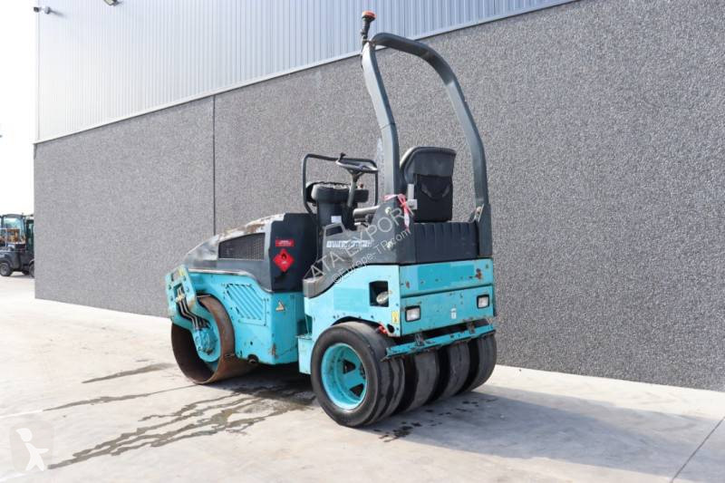 مدحلة Bomag