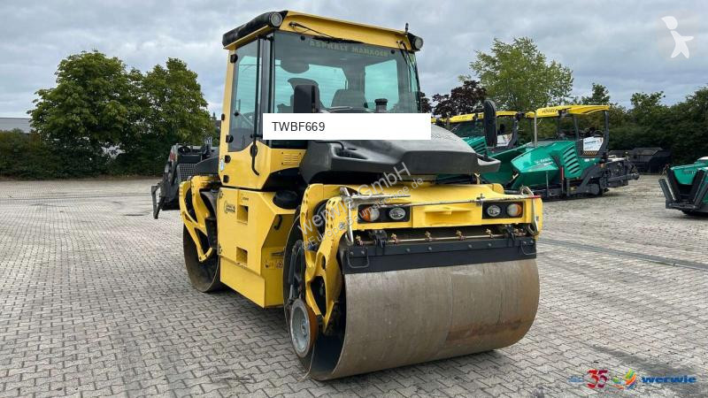 مدحلة Bomag AP4i
