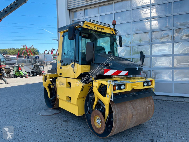 مدحلة Bomag AP4i / nur 731h / Asphalt Manager