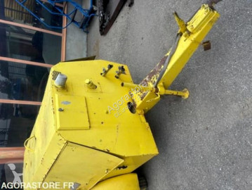Compacteur à main