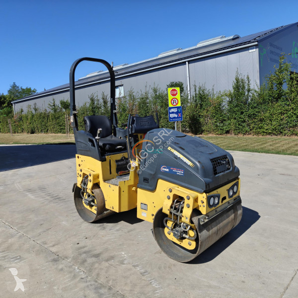 مدحلة Bomag BW100 ADM5
