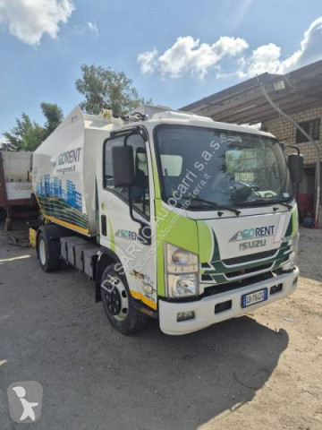 Compactador de lixo Isuzu