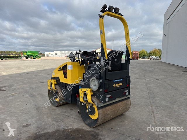 مدحلة Bomag BW120ADe5