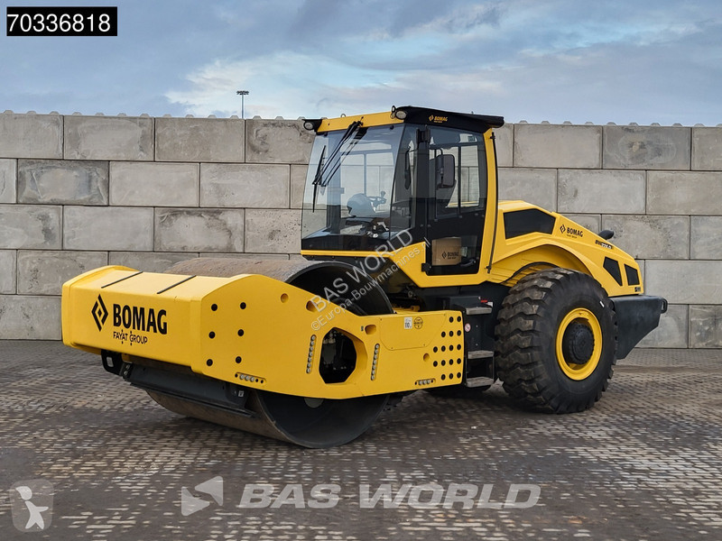Vibrohenger Bomag BW226 D-5 CL Cummins Engine