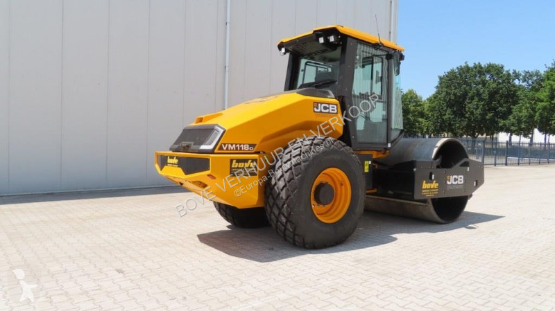 Compactador JCB VM118D