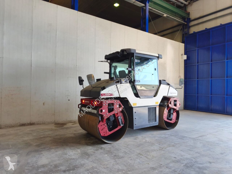 Walec Dynapac DG2300