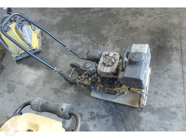 Валяк Bomag 18/45