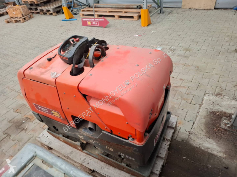 Валяк Husqvarna LH804