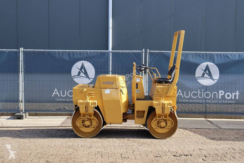 مدحلة Bomag BW 120 AD