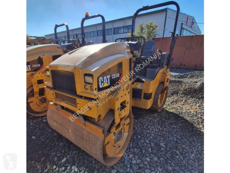 مدحلة Caterpillar CB34BLRC