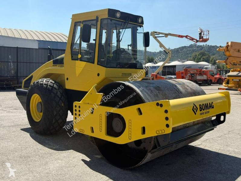 Vält Bomag