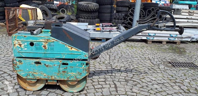 Compactor Walec wibracyjny prowadzony BOMAG BW...