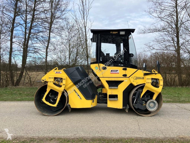 Compactador Bomag AD-5 AM
