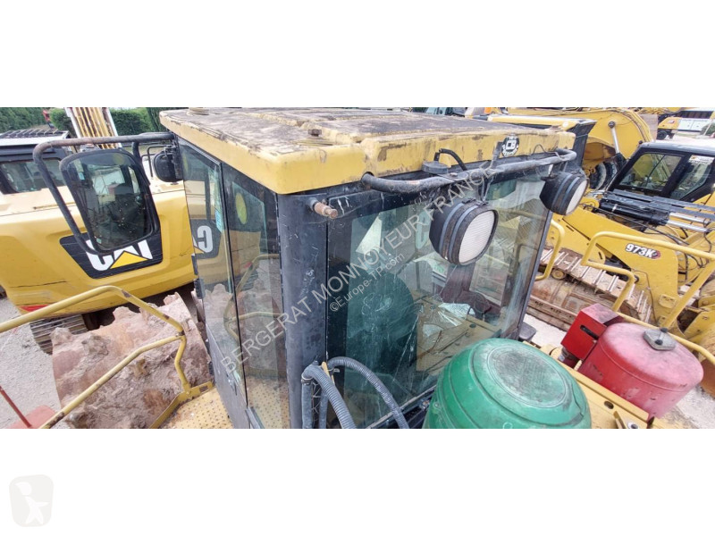 مدحلة Caterpillar II