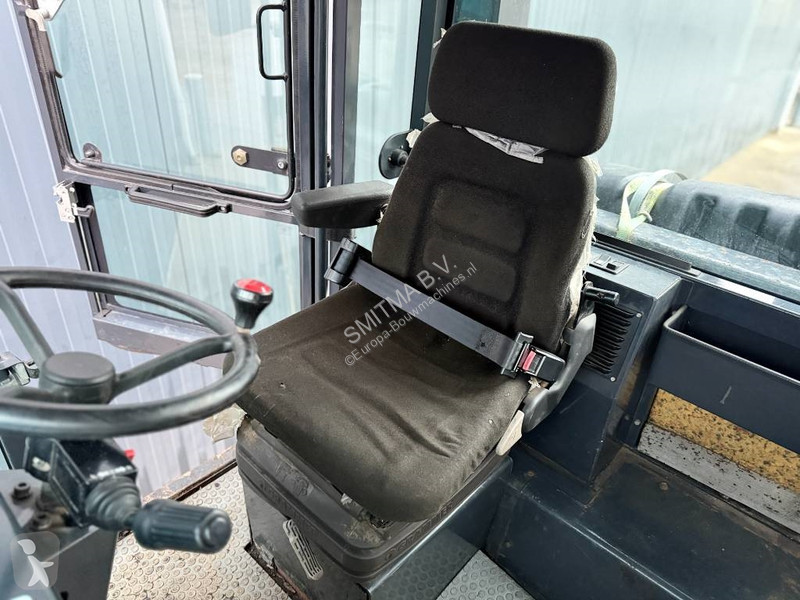 مدحلة Bomag