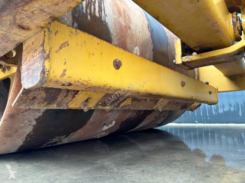 Zhutňovač Caterpillar CS76 XT