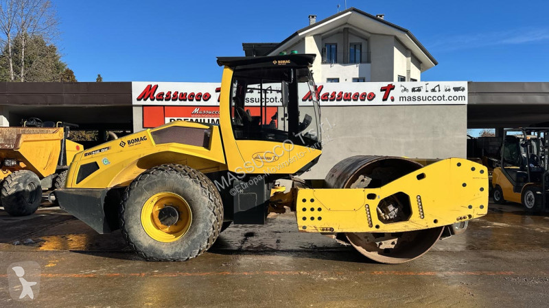 Jordstamper Bomag BW 216 DH-5