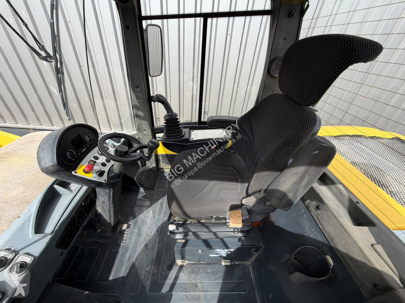 Zhutňovač Bomag BW219DH5
