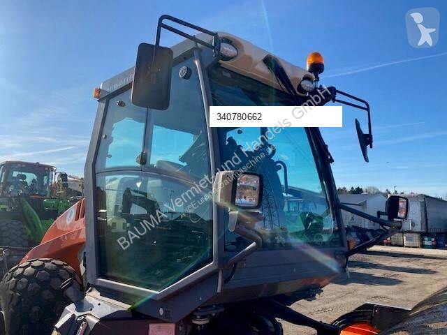 Дорожный каток Hamm H13i mit Verdichterplatten...