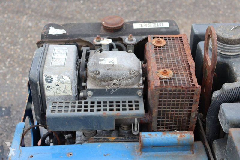 مدحلة Bomag BW 65H