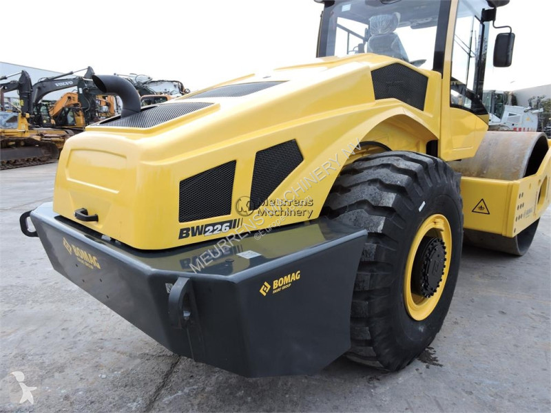 Compacteur Bomag BW226