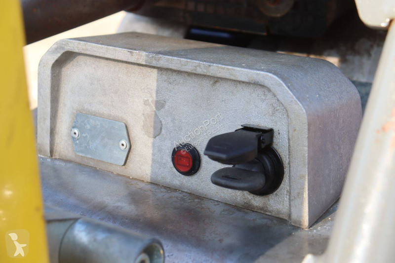 Валяк Neuson DPU5545He