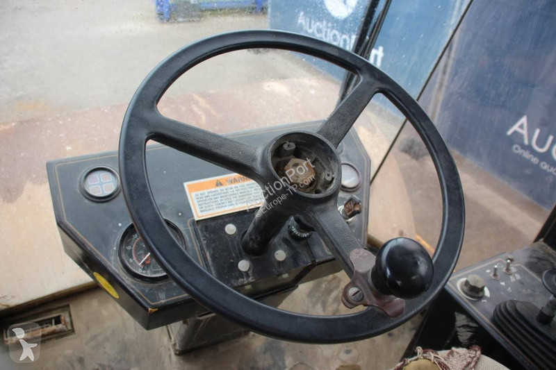 Compactor Caterpillar CS-563C