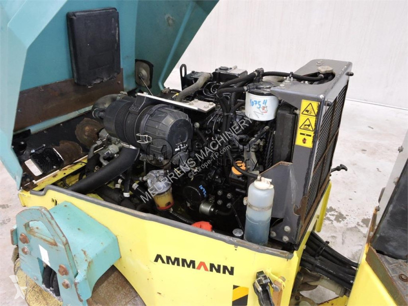 مدحلة Ammann ARX26