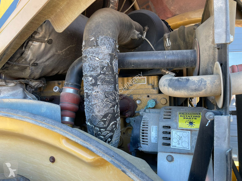 Walec Caterpillar CP64